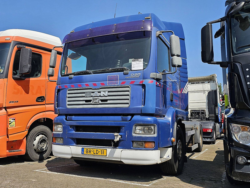 MAN 18.390 TGA LX NL-TRUCK - Trekker: afbeelding 1 MAN 18.390 TGA LX NL-TRUCK - Trekker: afbeelding 1