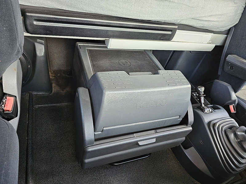 Leasing MAN 18.400 TGX HYDRODRIVE 4X4 MAN 18.400 TGX HYDRODRIVE 4X4: afbeelding 12 Leasing MAN 18.400 TGX HYDRODRIVE 4X4 MAN 18.400 TGX HYDRODRIVE 4X4: afbeelding 12