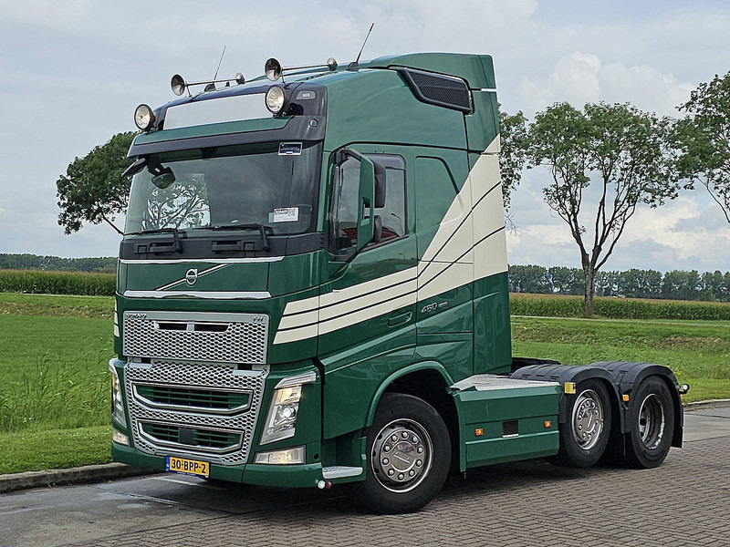 Volvo FH 460 6X2 STEER XEN. LEATH - Trekker: afbeelding 2 Volvo FH 460 6X2 STEER XEN. LEATH - Trekker: afbeelding 2