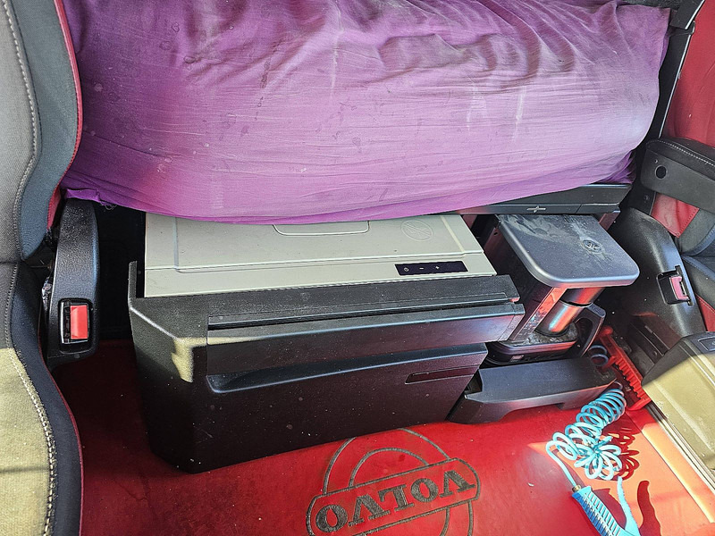 Trekker Volvo FH 500 6X2 BOOGIE PTO+HYDR.: afbeelding 11 Trekker Volvo FH 500 6X2 BOOGIE PTO+HYDR.: afbeelding 11