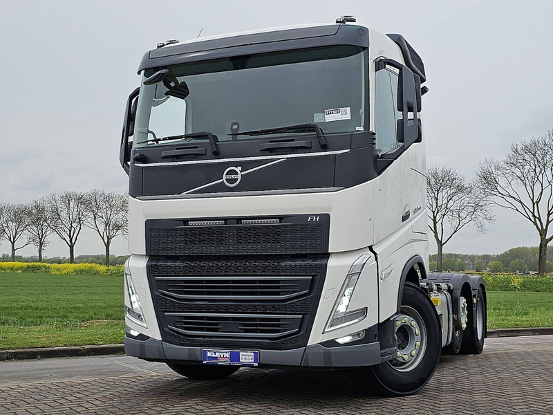 Volvo FH 500 FH5 6X2 STEERED PTO - Trekker: afbeelding 1 Volvo FH 500 FH5 6X2 STEERED PTO - Trekker: afbeelding 1