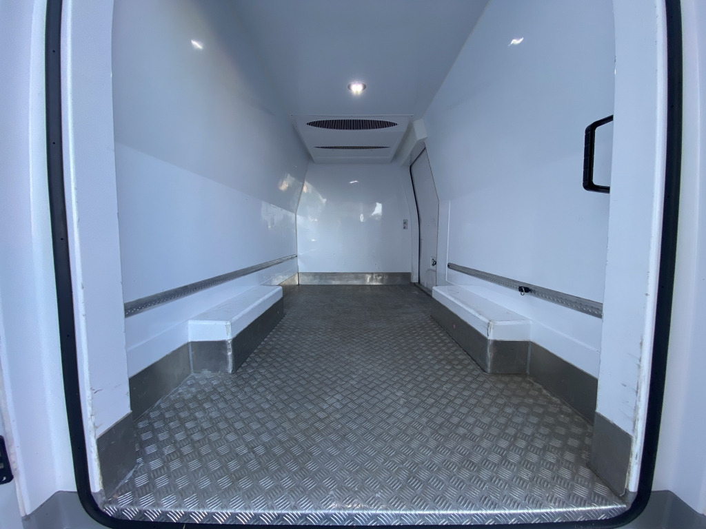 Iveco Daily 35S14 Hi-Matic Klimaautom. Kerstner 206 RA - Koelwagen: afbeelding 5 Iveco Daily 35S14 Hi-Matic Klimaautom. Kerstner 206 RA - Koelwagen: afbeelding 5