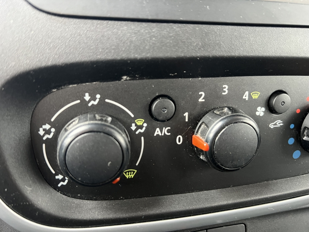 Opel Vivaro 1.6 CDTi L2H1 Klima NAVI Konvekta FK2510 - Koelwagen: afbeelding 3 Opel Vivaro 1.6 CDTi L2H1 Klima NAVI Konvekta FK2510 - Koelwagen: afbeelding 3