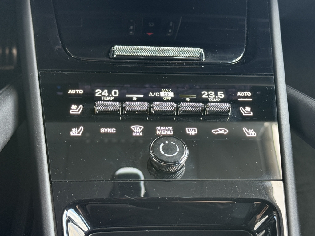 Porsche Cayenne S E-Hybrid InnoDrive HA-Lenk PDCC Burmes - SUV: afbeelding 4 Porsche Cayenne S E-Hybrid InnoDrive HA-Lenk PDCC Burmes - SUV: afbeelding 4