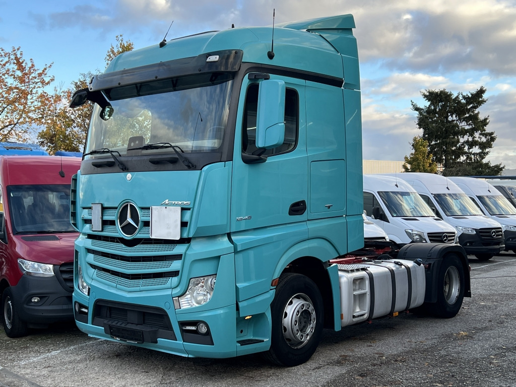 Mercedes-Benz Actros 1845 Klimaautom. Retarder 2x Nebenantrieb - Trekker: afbeelding 1 Mercedes-Benz Actros 1845 Klimaautom. Retarder 2x Nebenantrieb - Trekker: afbeelding 1