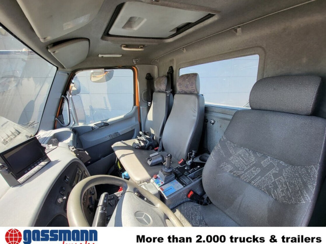 Unimog U 20 4x4, Zapfwelle, Kran Hiab 022D-3 HiDuo, - Bedrijfswagen: afbeelding 2 Unimog U 20 4x4, Zapfwelle, Kran Hiab 022D-3 HiDuo, - Bedrijfswagen: afbeelding 2