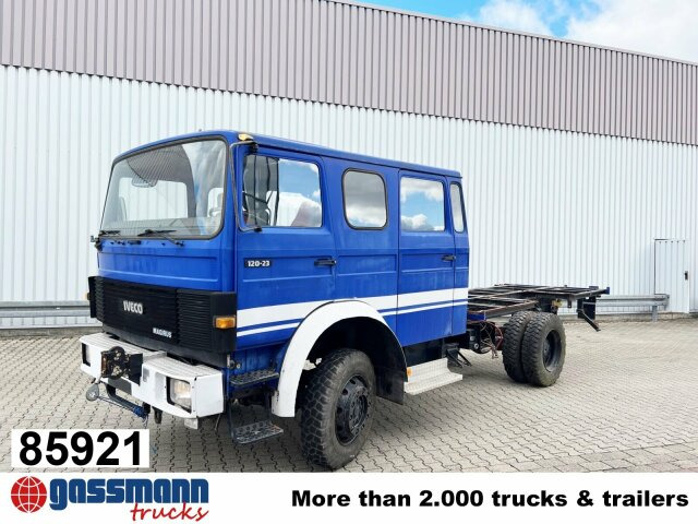 Iveco 120-23 AW 4x4 Doka, V8-Motor, Seilwinde - Chassis vrachtwagen: afbeelding 1 Iveco 120-23 AW 4x4 Doka, V8-Motor, Seilwinde - Chassis vrachtwagen: afbeelding 1