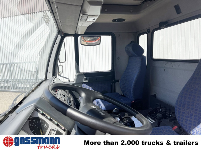 MAN 25/18.284 6x2-4 LL,Kran HMF 1113 K3, Funk, - Haakarmsysteem vrachtwagen, Kraanwagen: afbeelding 5 MAN 25/18.284 6x2-4 LL,Kran HMF 1113 K3, Funk, - Haakarmsysteem vrachtwagen, Kraanwagen: afbeelding 5