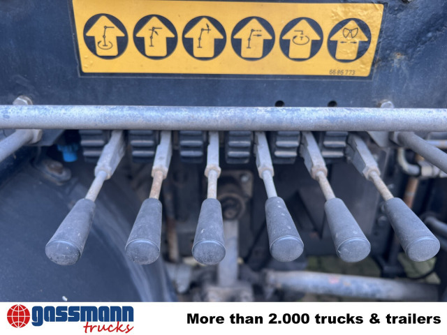 Haakarmsysteem vrachtwagen, Kraanwagen MAN 25/18.284 6x2-4 LL,Kran HMF 1113 K3, Funk,: afbeelding 12