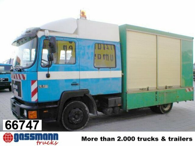 MAN Spülwagen - Vacuümwagen: afbeelding 1 MAN Spülwagen - Vacuümwagen: afbeelding 1