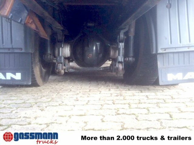 MAN TGA 26.413 BB 6x4 mit Heckkran Jonsered 1020 - Kipper vrachtwagen: afbeelding 4 MAN TGA 26.413 BB 6x4 mit Heckkran Jonsered 1020 - Kipper vrachtwagen: afbeelding 4