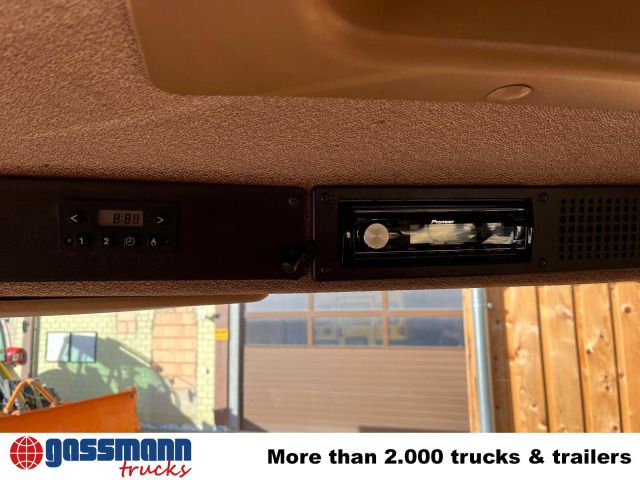 Mercedes-Benz 914 K 4x2 - Kipper vrachtwagen: afbeelding 2 Mercedes-Benz 914 K 4x2 - Kipper vrachtwagen: afbeelding 2