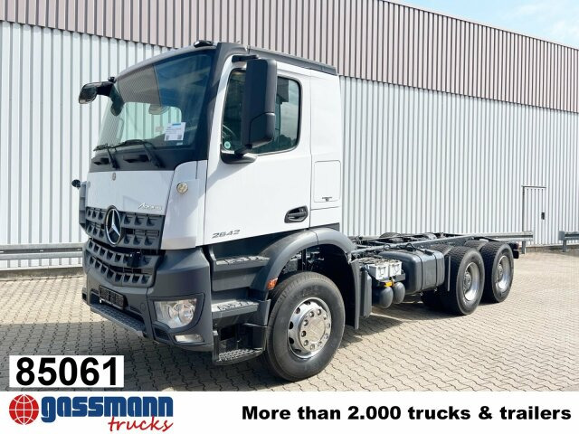 Mercedes-Benz Arocs 2642/45 K 6x4, Retarder, Motorabtrieb - Chassis vrachtwagen: afbeelding 1 Mercedes-Benz Arocs 2642/45 K 6x4, Retarder, Motorabtrieb - Chassis vrachtwagen: afbeelding 1