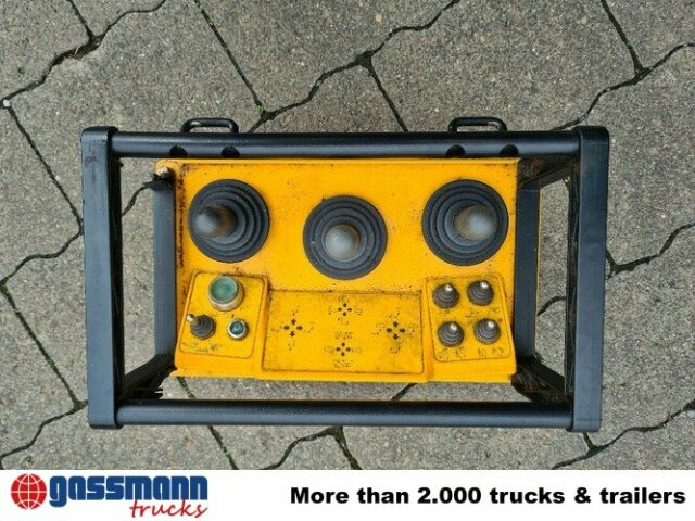 Mercedes-Benz Axor 1828 AK 4x4, Winterdienstausstattung, Kran - Kipper vrachtwagen, Kraanwagen: afbeelding 2 Mercedes-Benz Axor 1828 AK 4x4, Winterdienstausstattung, Kran - Kipper vrachtwagen, Kraanwagen: afbeelding 2