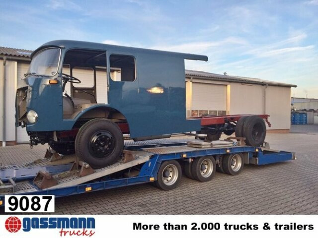 Mercedes-Benz LP710/32, Autotransporter - Autovrachtwagen vrachtwagen: afbeelding 1 Mercedes-Benz LP710/32, Autotransporter - Autovrachtwagen vrachtwagen: afbeelding 1
