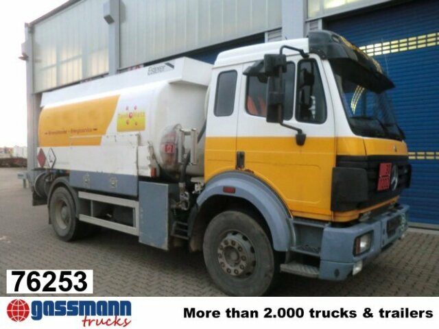 Mercedes-Benz SK 1824 L 4x2, Esterer Tankaufbau ca. 13.100l, 2 - Tankwagen: afbeelding 1 Mercedes-Benz SK 1824 L 4x2, Esterer Tankaufbau ca. 13.100l, 2 - Tankwagen: afbeelding 1
