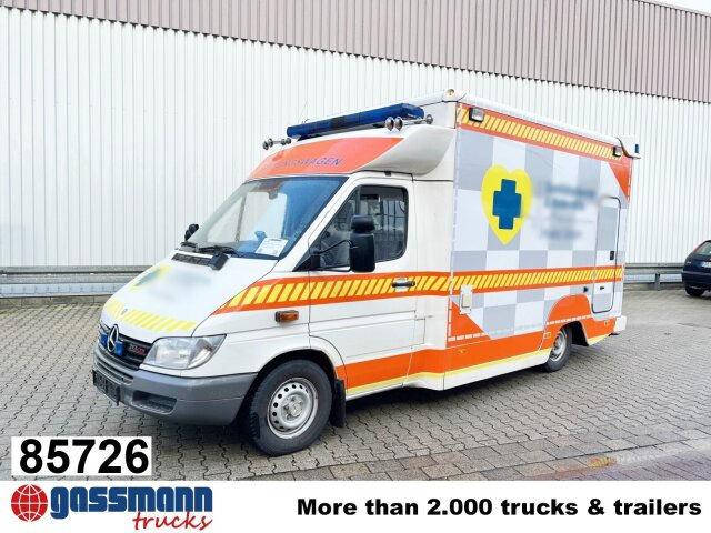 Mercedes-Benz Sprinter 313 CDI 4x2, Rettungswagen - Gesloten bestelwagen: afbeelding 1 Mercedes-Benz Sprinter 313 CDI 4x2, Rettungswagen - Gesloten bestelwagen: afbeelding 1