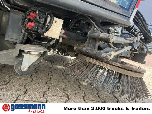 Schmidt Swingo Compact 200 4x2, Kehrmaschine - Veegwagen: afbeelding 3 Schmidt Swingo Compact 200 4x2, Kehrmaschine - Veegwagen: afbeelding 3