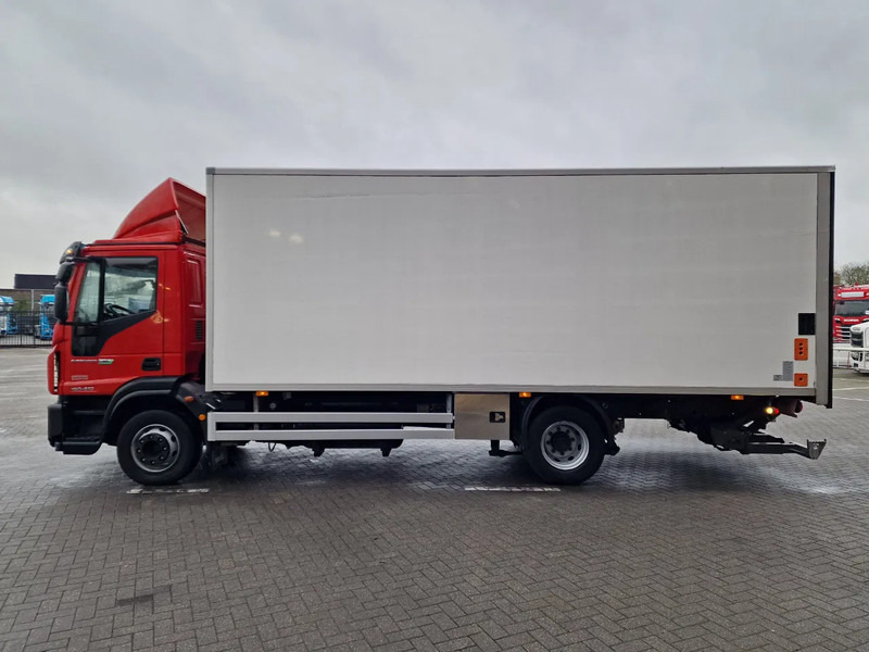 Iveco EuroCargo 160 210 - Isotherm box - Zepro loadlift - Low KM - Airco - Camera - Bakwagen: afbeelding 4 Iveco EuroCargo 160 210 - Isotherm box - Zepro loadlift - Low KM - Airco - Camera - Bakwagen: afbeelding 4