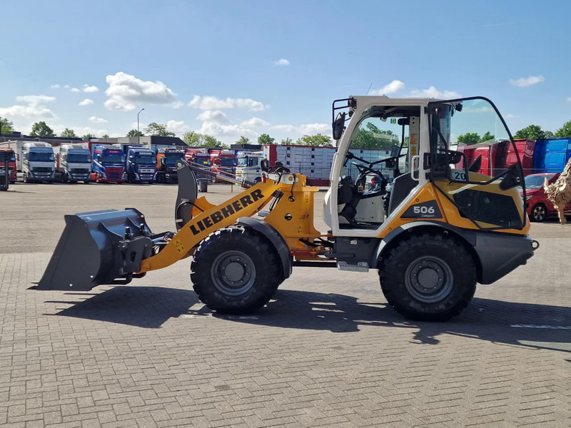 Liebherr L506 compact - New - Bucket + pallet forks - 46 KW - Mobiele graafmachine: afbeelding 4 Liebherr L506 compact - New - Bucket + pallet forks - 46 KW - Mobiele graafmachine: afbeelding 4