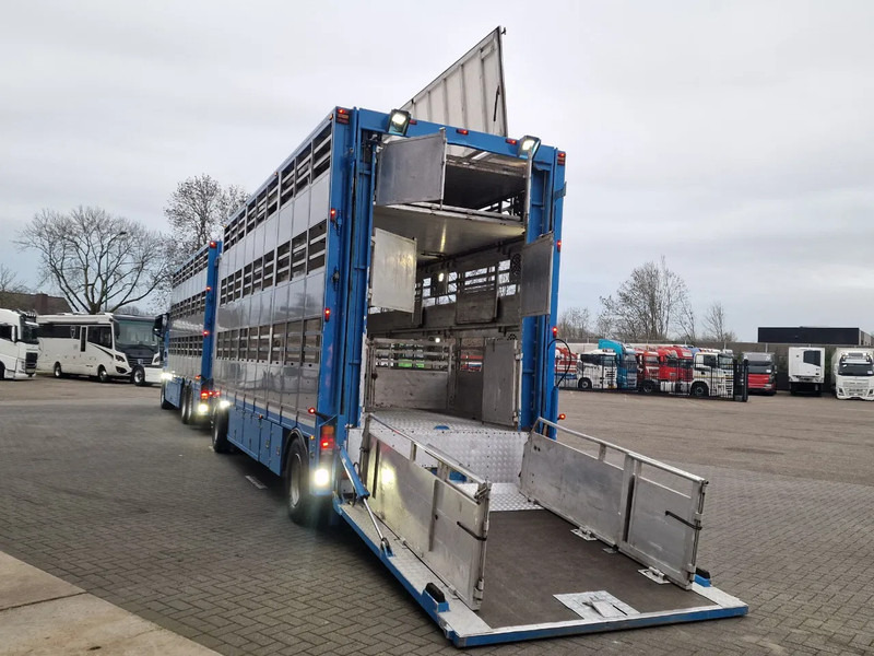 MAN TGX 26.440 6x2*4 - 3 deck Livestock - Water & Ventilation + Jumbo/Bekkers 3 deck trailer - Veewagen vrachtwagen: afbeelding 5 MAN TGX 26.440 6x2*4 - 3 deck Livestock - Water & Ventilation + Jumbo/Bekkers 3 deck trailer - Veewagen vrachtwagen: afbeelding 5