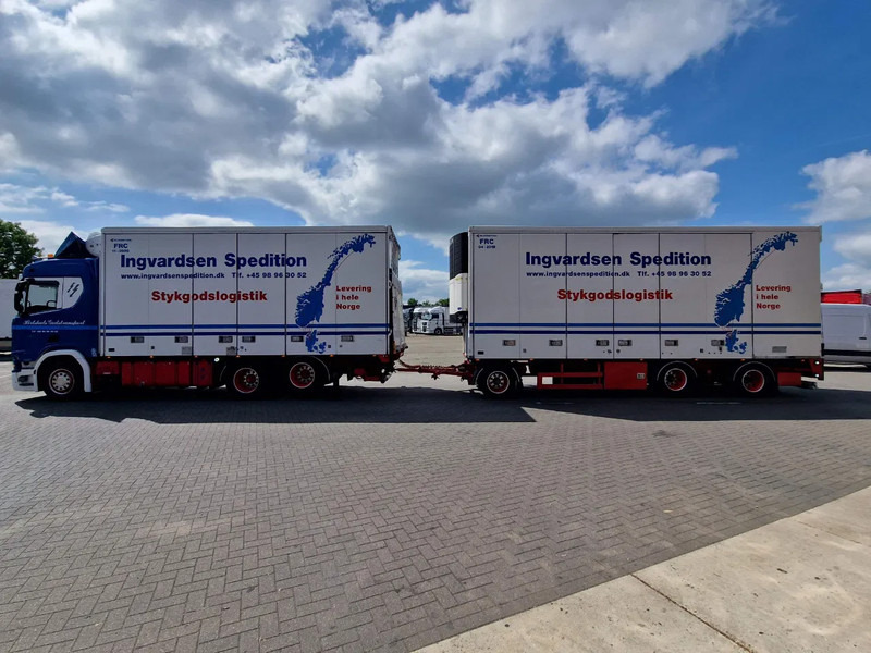 Scania R500 NGS B6X2NB / Trailer-Bygg 12-2004 / Frigobox Sidedoors / Rohrbahen / hooks - Koelwagen vrachtwagen: afbeelding 4 Scania R500 NGS B6X2NB / Trailer-Bygg 12-2004 / Frigobox Sidedoors / Rohrbahen / hooks - Koelwagen vrachtwagen: afbeelding 4
