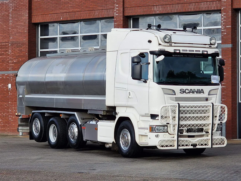 Scania R520 V8 8x2*4 - Tank - 19.000L - 4 compartments - Pump and counter - Retarder - Tankwagen: afbeelding 1 Scania R520 V8 8x2*4 - Tank - 19.000L - 4 compartments - Pump and counter - Retarder - Tankwagen: afbeelding 1