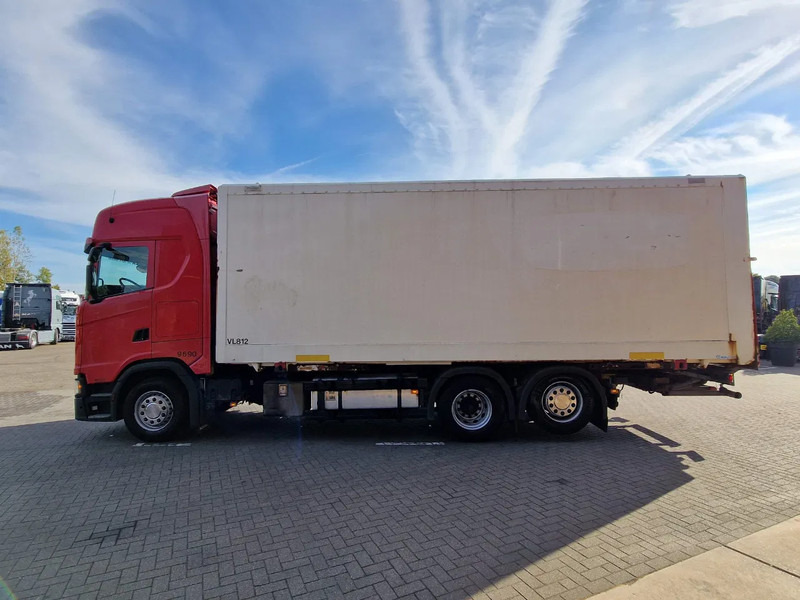 Scania S500 NGS Highline 6x2 - BDF - Full air - Loadlift - Box - Navi - Retarder - Containertransporter/ Wissellaadbak vrachtwagen: afbeelding 4 Scania S500 NGS Highline 6x2 - BDF - Full air - Loadlift - Box - Navi - Retarder - Containertransporter/ Wissellaadbak vrachtwagen: afbeelding 4