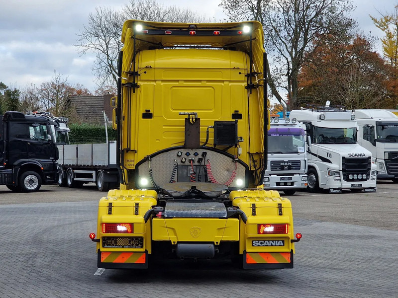Trekker Scania R450 Highline 6x2 - Manual gearbox - PTO/Hydraulic - Custom interior - Full air - Euro 6: afbeelding 6 Trekker Scania R450 Highline 6x2 - Manual gearbox - PTO/Hydraulic - Custom interior - Full air - Euro 6: afbeelding 6