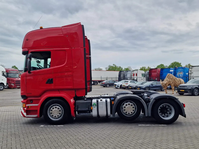 Scania R580 V8 Topline 6x2/4 MLB - Retarder - Full air - Steering axle - 2x tank - Trekker: afbeelding 4 Scania R580 V8 Topline 6x2/4 MLB - Retarder - Full air - Steering axle - 2x tank - Trekker: afbeelding 4