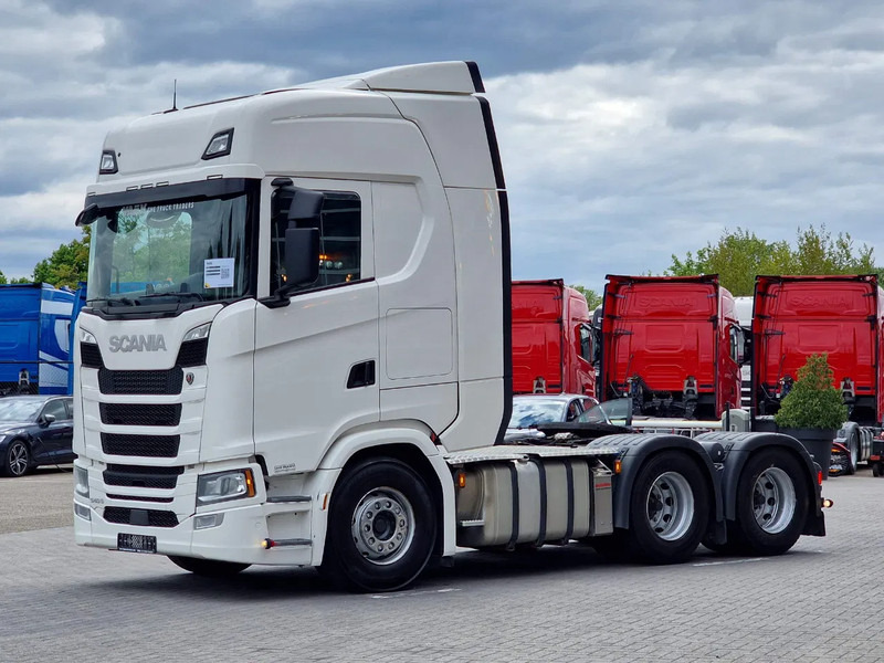 Scania S540 NGS Highline 6x4 - Retarder - Full air - Leather - Led - Fridge - TV - Trekker: afbeelding 3 Scania S540 NGS Highline 6x4 - Retarder - Full air - Leather - Led - Fridge - TV - Trekker: afbeelding 3