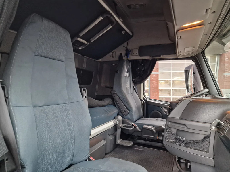 Trekker Volvo FH 13.460 Globetrotter 4x2 - Euro 5 EEV - 2x tank - Steel/Air - Fridge: afbeelding 20