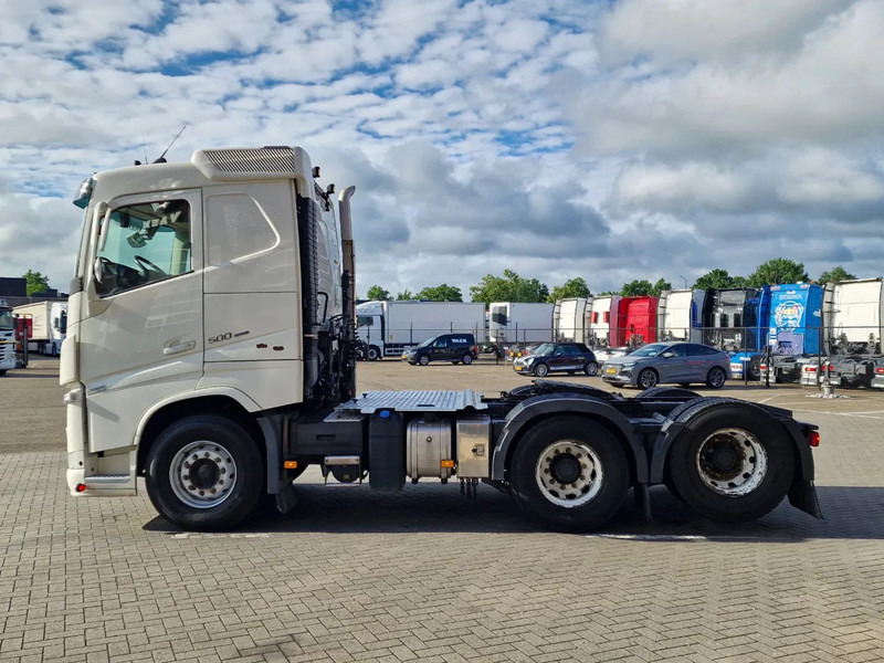 Volvo FH 13.500 6x2 - Retarder - Full air - 3.20 WB - Leather - Trekker: afbeelding 4 Volvo FH 13.500 6x2 - Retarder - Full air - 3.20 WB - Leather - Trekker: afbeelding 4
