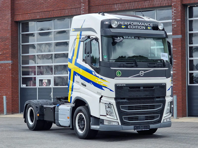 Volvo FH 13.500 Globetrotter 4x2 - I parkcool - Full air - Low KM 347Tkm - Fridge - Trekker: afbeelding 2 Volvo FH 13.500 Globetrotter 4x2 - I parkcool - Full air - Low KM 347Tkm - Fridge - Trekker: afbeelding 2