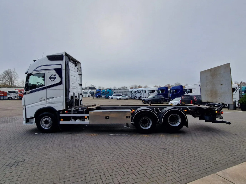 Volvo FH 13.500 Globetrotter XL 6x2 - BDF - Loadlift - I Save - Full air - Navi - Containertransporter/ Wissellaadbak vrachtwagen: afbeelding 4 Volvo FH 13.500 Globetrotter XL 6x2 - BDF - Loadlift - I Save - Full air - Navi - Containertransporter/ Wissellaadbak vrachtwagen: afbeelding 4
