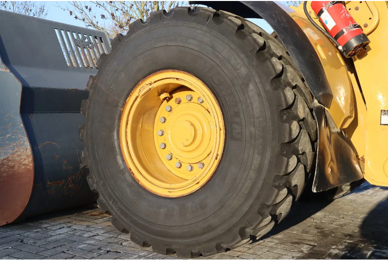 Wiellader Caterpillar 938 M | 2X BUCKET | JIB | FORKS | BSS | GOOD CONDITION: afbeelding 11
