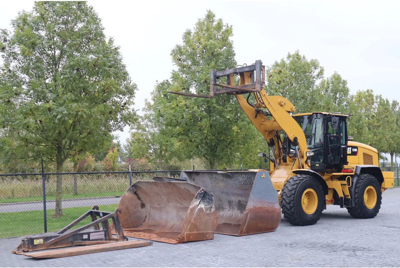 Caterpillar 938 M | 2X BUCKET | JIB | FORKS | BSS | GOOD CONDITION - Wiellader: afbeelding 2 Caterpillar 938 M | 2X BUCKET | JIB | FORKS | BSS | GOOD CONDITION - Wiellader: afbeelding 2