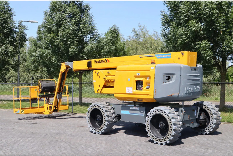 Haulotte HA20 LE PRO | 20 METER | NEW BATTERIES - Knikarmhoogwerker: afbeelding 3 Haulotte HA20 LE PRO | 20 METER | NEW BATTERIES - Knikarmhoogwerker: afbeelding 3