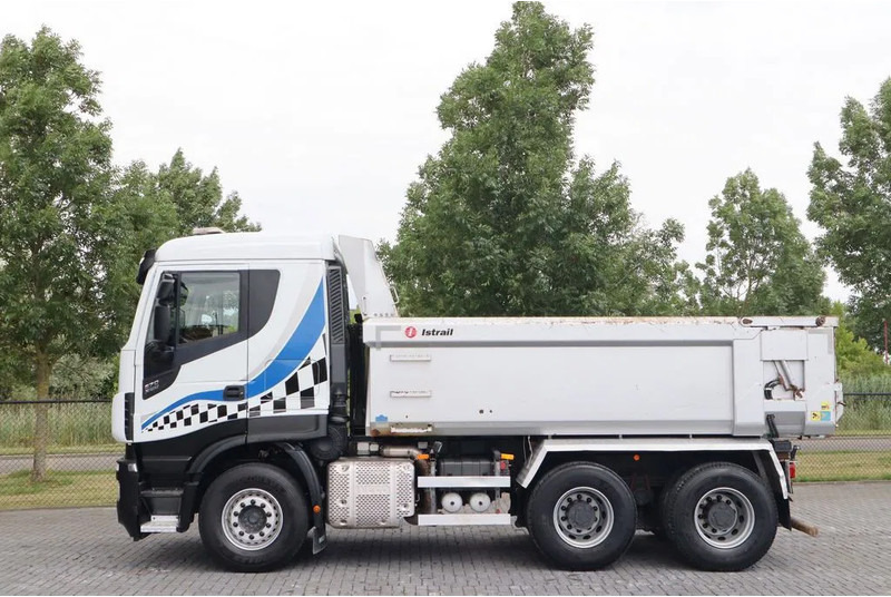 Iveco Stralis X-WAY 570 6X4 FULL STEEL BIG AXLES RETARDER EURO 6 - Kipper vrachtwagen: afbeelding 3 Iveco Stralis X-WAY 570 6X4 FULL STEEL BIG AXLES RETARDER EURO 6 - Kipper vrachtwagen: afbeelding 3