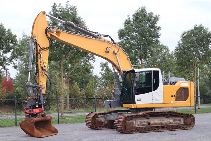 Liebherr R924 WLC | ROTOTILT R8 | BUCKET | - Rupsgraafmachine: afbeelding 2 Liebherr R924 WLC | ROTOTILT R8 | BUCKET | - Rupsgraafmachine: afbeelding 2