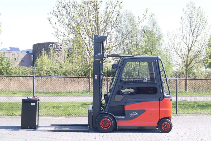 Linde E35 HL-01 | SIDESHIFT | POSITIONERS | LOW HOURS - Elektrische heftruck: afbeelding 1 Linde E35 HL-01 | SIDESHIFT | POSITIONERS | LOW HOURS - Elektrische heftruck: afbeelding 1