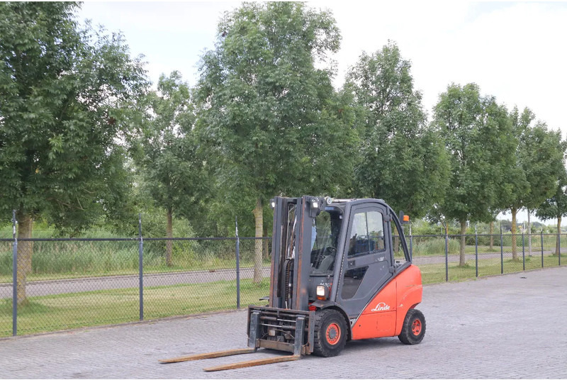 Linde H35D | SIDESHIFT + SPREADER | FREELIFT | 4.7 M - Diesel heftruck: afbeelding 2 Linde H35D | SIDESHIFT + SPREADER | FREELIFT | 4.7 M - Diesel heftruck: afbeelding 2