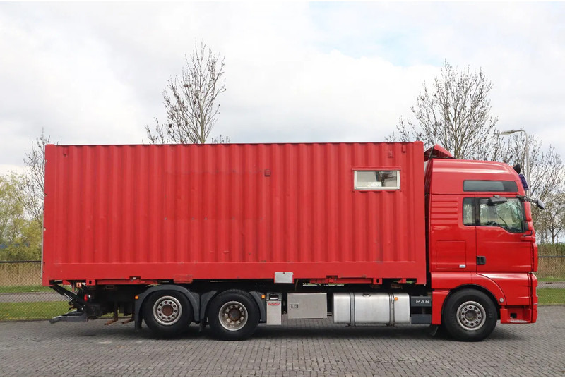 MAN TGA 26.480 | 6X2 | RETARDER | BDF | MOBILE WORKSHOP - Containertransporter/ Wissellaadbak vrachtwagen: afbeelding 4 MAN TGA 26.480 | 6X2 | RETARDER | BDF | MOBILE WORKSHOP - Containertransporter/ Wissellaadbak vrachtwagen: afbeelding 4
