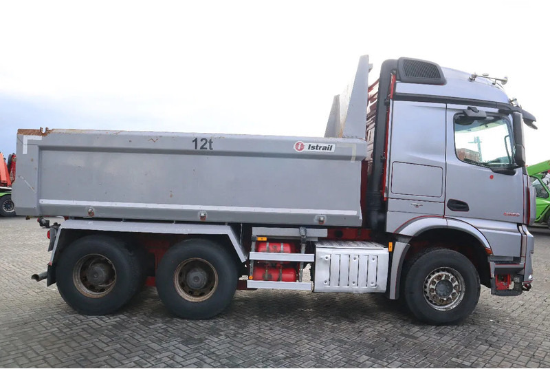 Mercedes-Benz Arocs 2658 2858 | 6X4 EURO 6 BIG AXLES | RETARDER | ENGINE PROBLEM - Kipper vrachtwagen: afbeelding 4 Mercedes-Benz Arocs 2658 2858 | 6X4 EURO 6 BIG AXLES | RETARDER | ENGINE PROBLEM - Kipper vrachtwagen: afbeelding 4