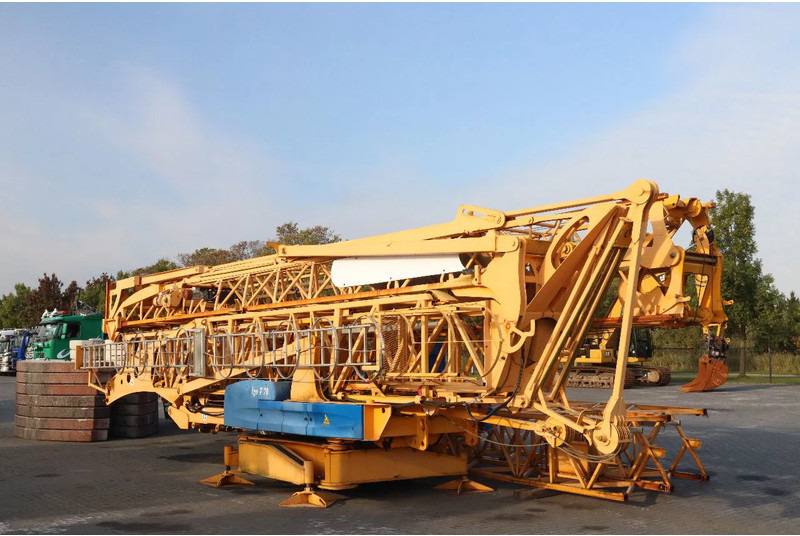 Potain IGO T70A | T 70 A | SCHOOL USE | TRANSPORT AXLES - Torenkraan: afbeelding 1 Potain IGO T70A | T 70 A | SCHOOL USE | TRANSPORT AXLES - Torenkraan: afbeelding 1