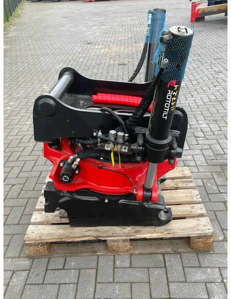 ROTOTILT R8 | S80 | FULL SET | JOYSTICKS | NEW / UNUSED | ICS | LHV | ILS | SC - Draaikantelstuk voor Bouwmachine: afbeelding 4 ROTOTILT R8 | S80 | FULL SET | JOYSTICKS | NEW / UNUSED | ICS | LHV | ILS | SC - Draaikantelstuk voor Bouwmachine: afbeelding 4