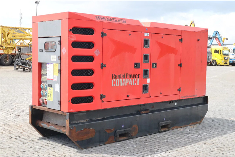 SDMO R275 C3 | 275 KVA | 400 V - Industrie generator: afbeelding 5 SDMO R275 C3 | 275 KVA | 400 V - Industrie generator: afbeelding 5