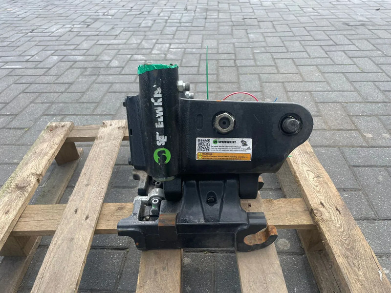 STEELWRIST TCX S30 - 180 MEC | TILT COUPLER | TILTING COUPLER | NEW / UNUSED - Draaikantelstuk voor Bouwmachine: afbeelding 4 STEELWRIST TCX S30 - 180 MEC | TILT COUPLER | TILTING COUPLER | NEW / UNUSED - Draaikantelstuk voor Bouwmachine: afbeelding 4