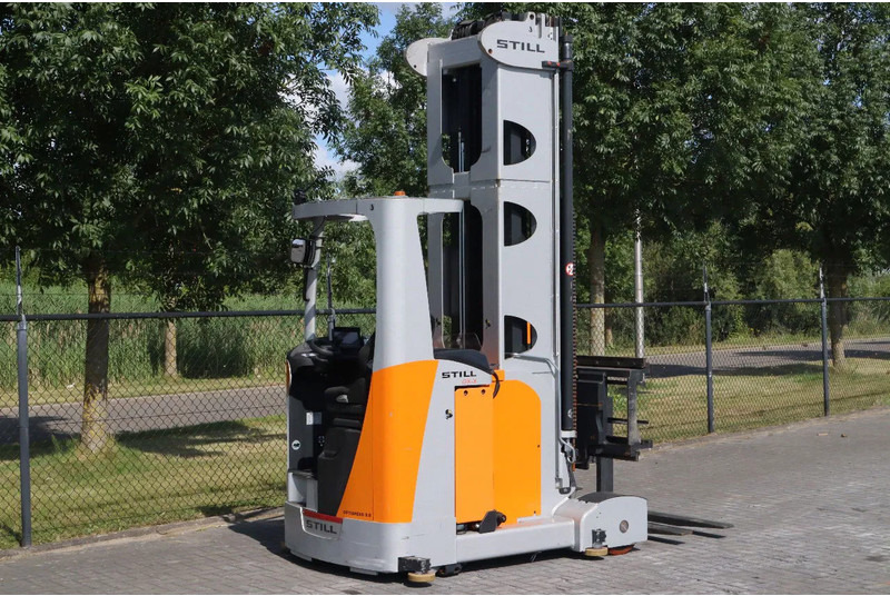 Still GX-X | REACHTRUCK | ROTATING FORKS | 4.5 METER | TRIPLEX - Reach truck: afbeelding 5 Still GX-X | REACHTRUCK | ROTATING FORKS | 4.5 METER | TRIPLEX - Reach truck: afbeelding 5