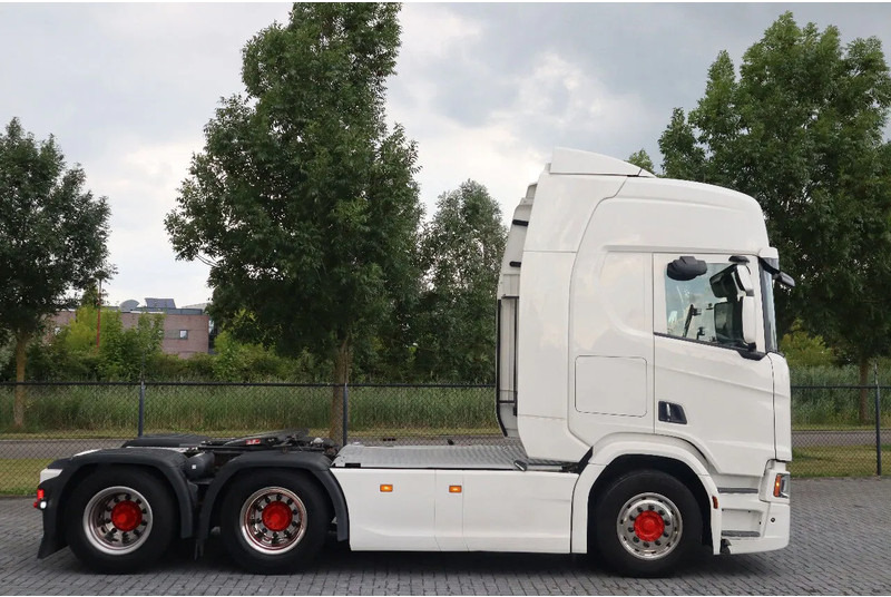 Scania R580 V8 NGS | 6X4 | RETARDER | HYDRAULICS | 66 TON | EURO 6 - Trekker: afbeelding 3 Scania R580 V8 NGS | 6X4 | RETARDER | HYDRAULICS | 66 TON | EURO 6 - Trekker: afbeelding 3